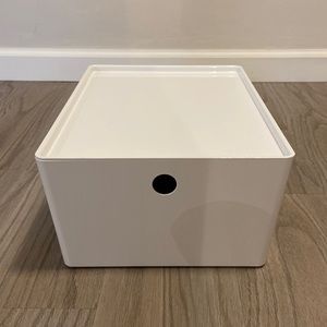 IKEA KUGGIS storage box